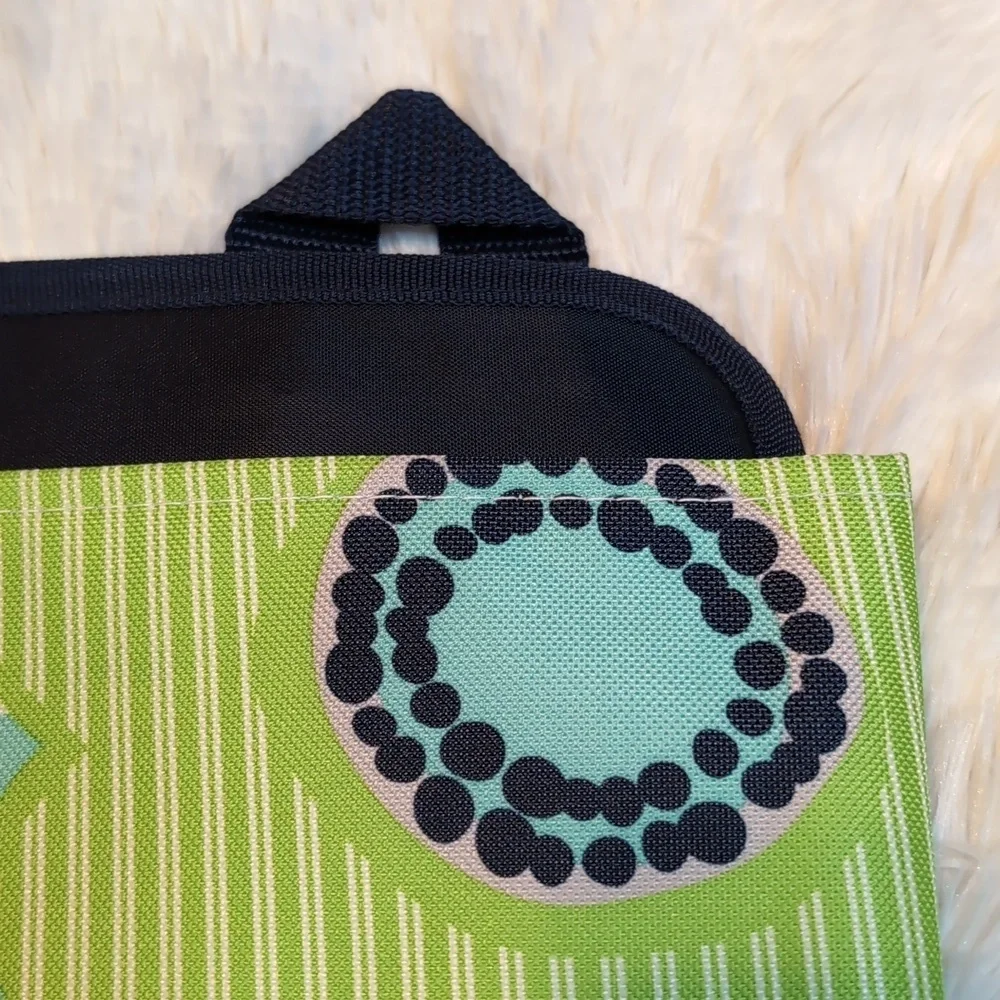 Thirty one Hanging Tote Back Seat Organizer Beach Aqua Floral Pattern